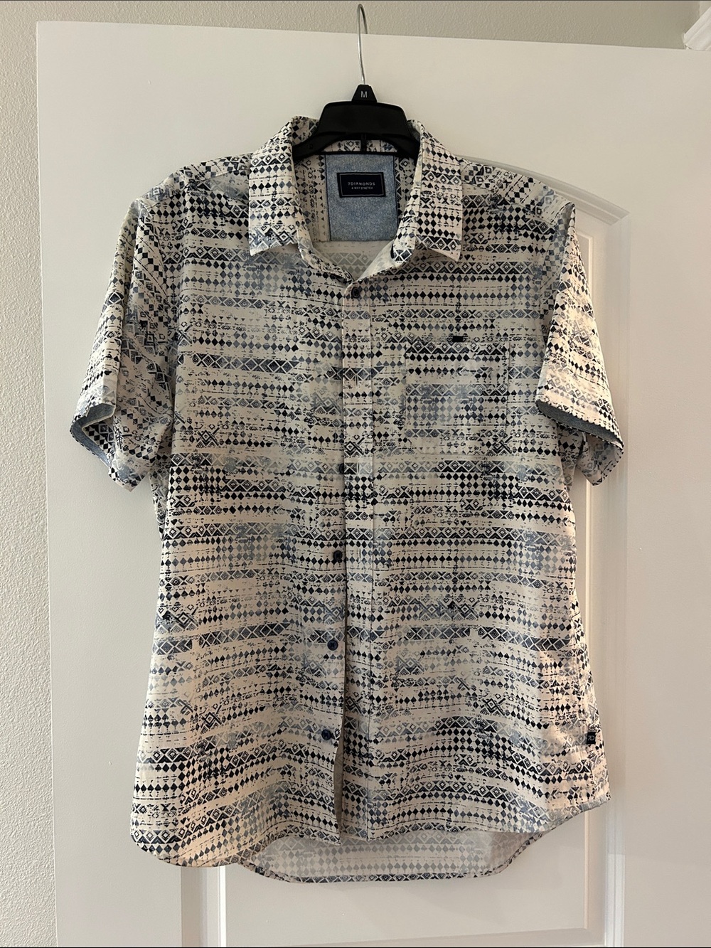 7 Diamonds Men's Short Sleeve Button-Down Shirt - Navy & White Pattern